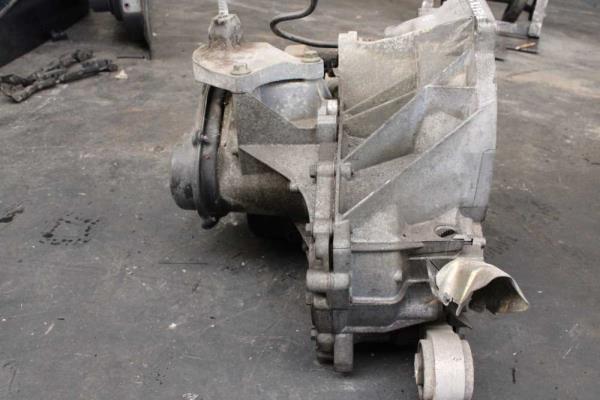 BOITE DE VITESSE MANUEL FORD FIESTA / MAZDA 2 1.4 16V ESSENCE - Vue 4